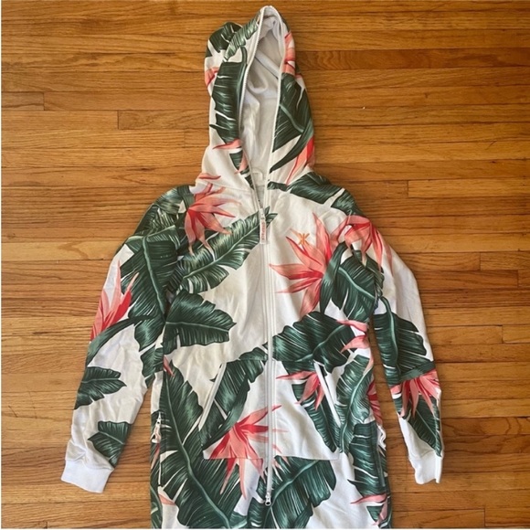 Onepiece Beverly Hills Jumpsuit - Picture 4 of 14